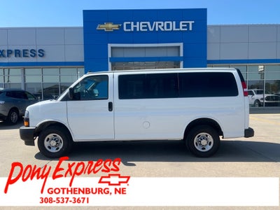 2022 Chevrolet Express Passenger 3500 1LS