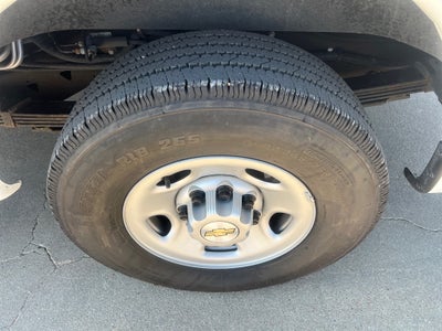 2022 Chevrolet Express Passenger 3500 1LS