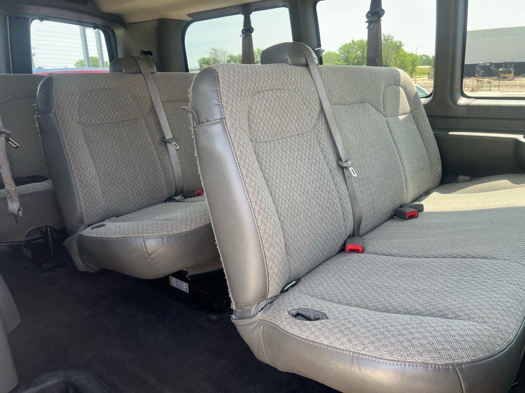 2019 Chevrolet Express Passenger 3500 LT