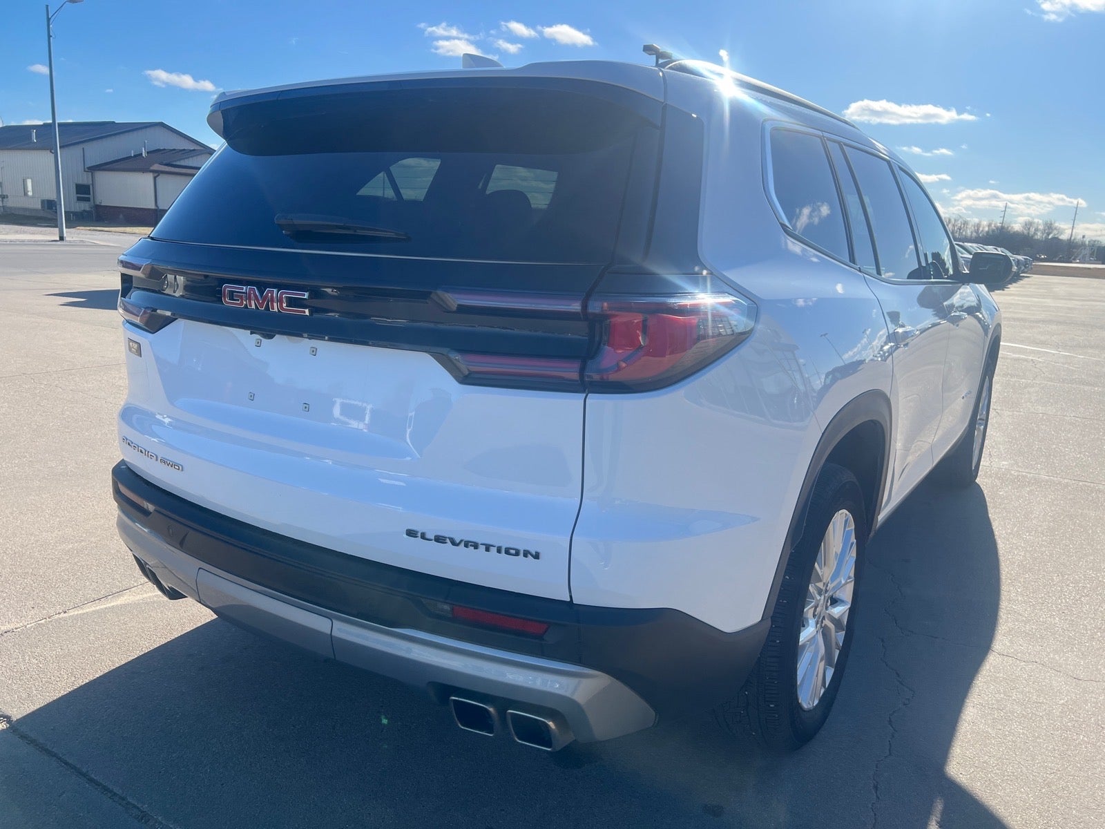 2025 GMC Acadia Elevation