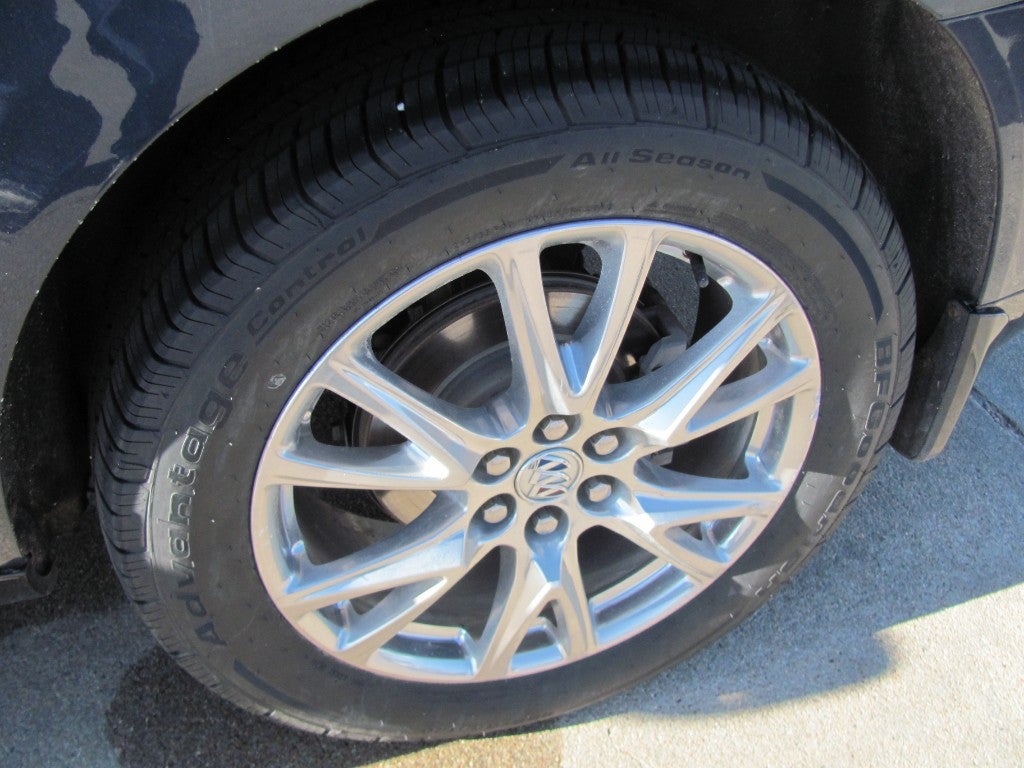 2023 Buick Enclave Premium