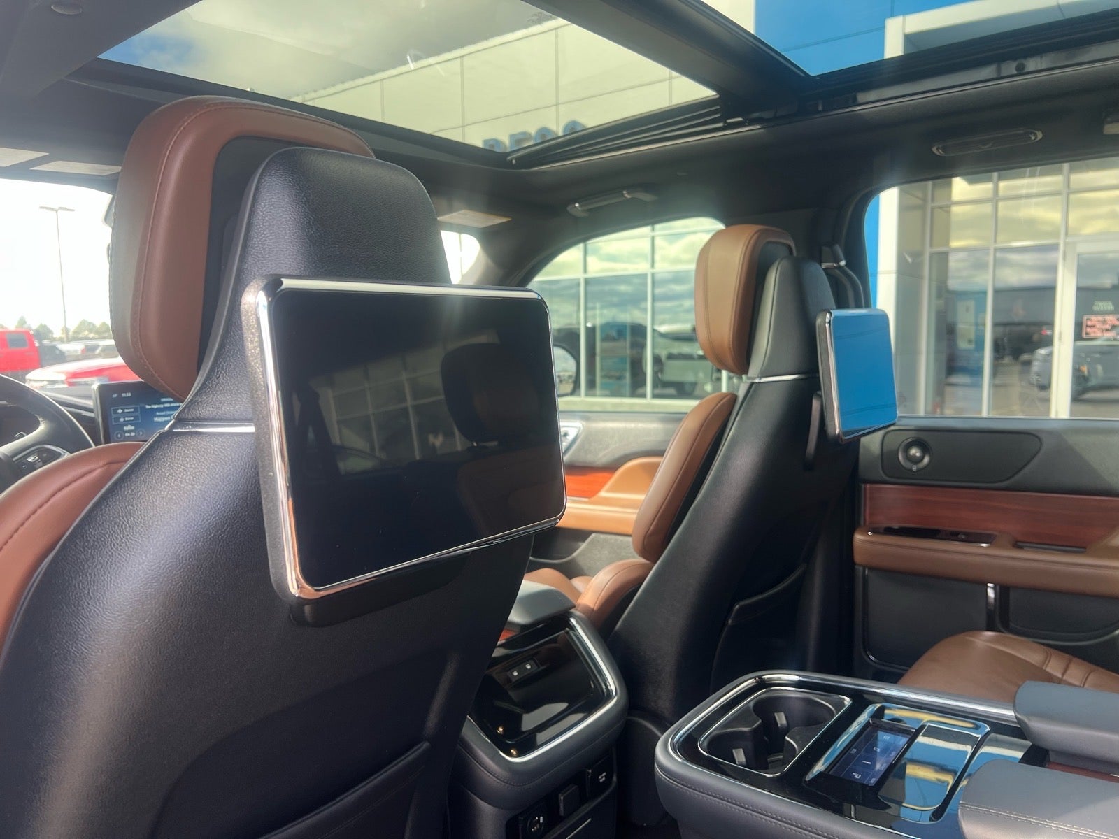 2022 Lincoln Navigator L Reserve