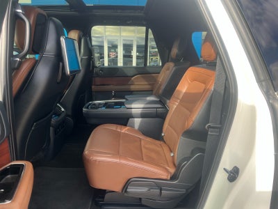 2022 Lincoln Navigator L Reserve