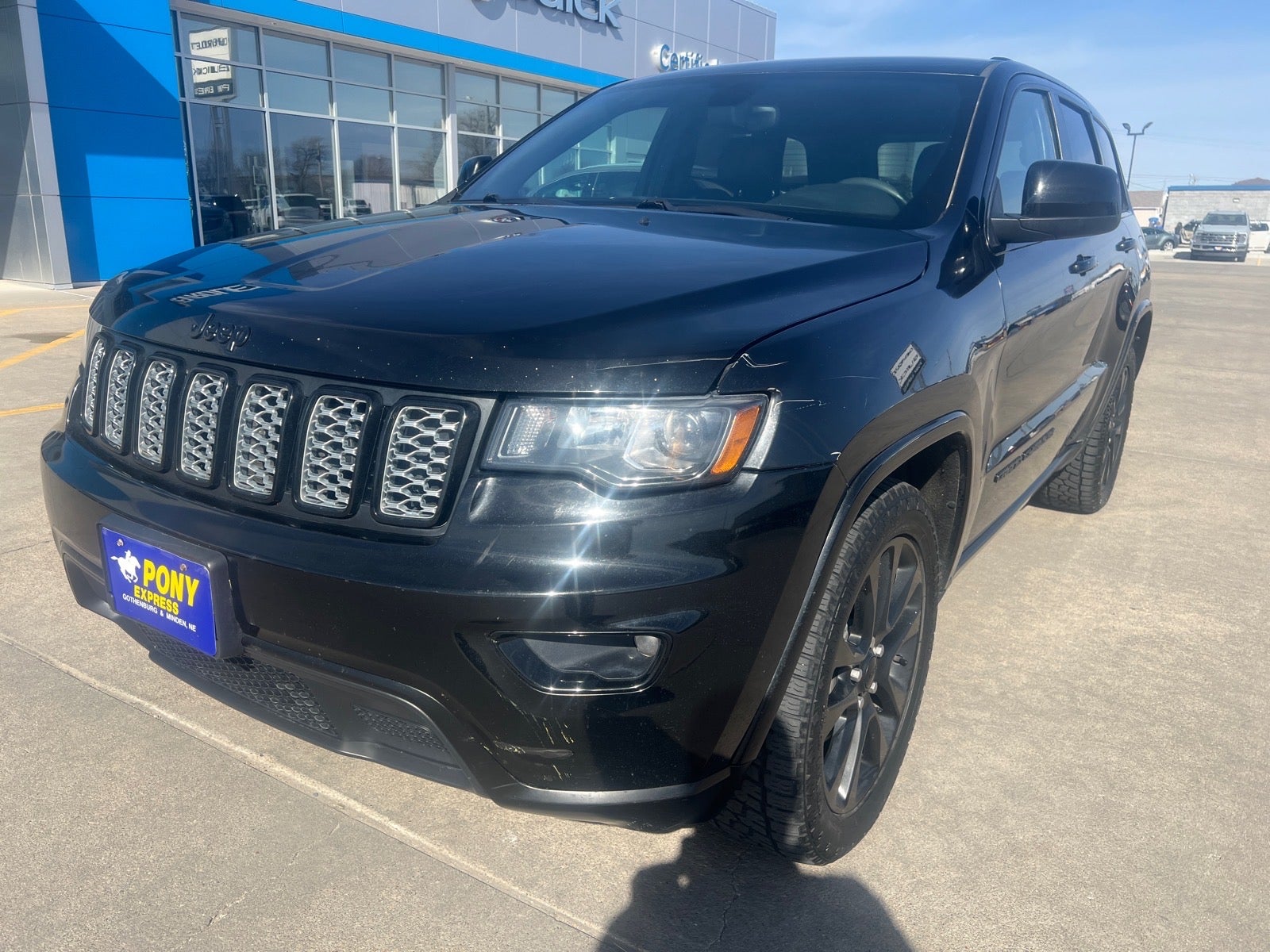 Used 2017 Jeep Grand Cherokee Altitude with VIN 1C4RJFAGXHC802780 for sale in Gothenburg, NE