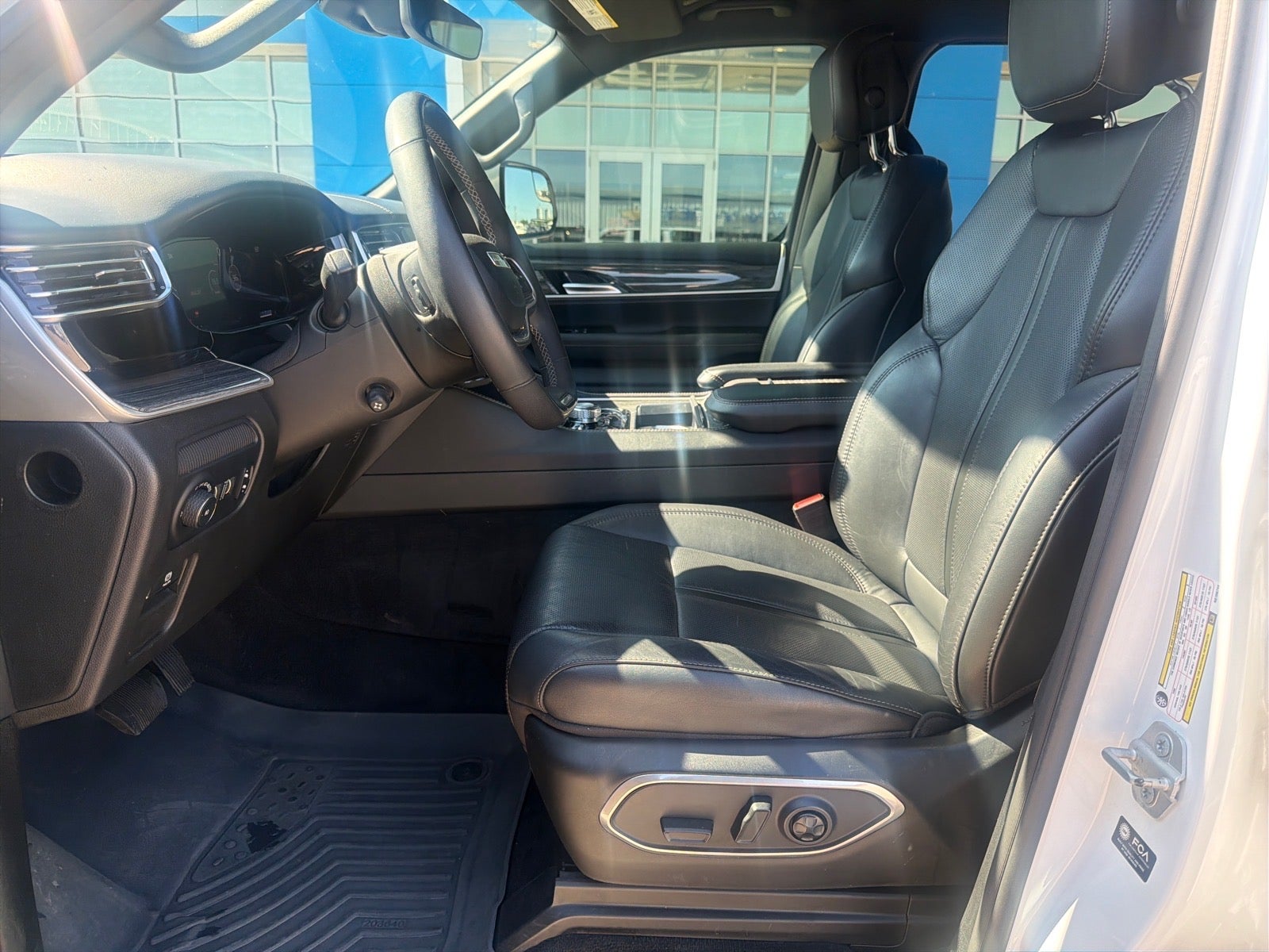 2022 Jeep Wagoneer Series III