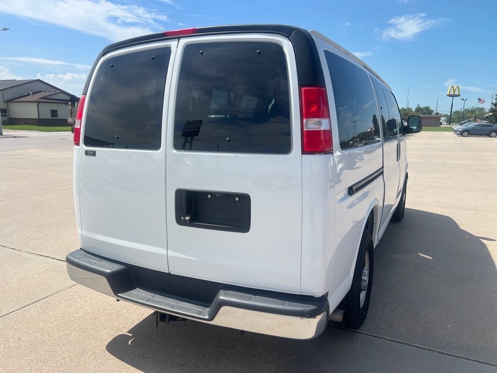 2019 Chevrolet Express Passenger 3500 LT