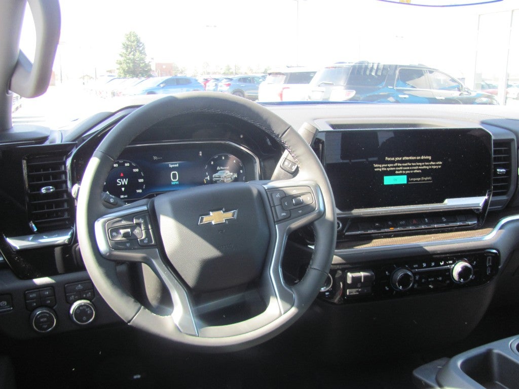 2025 Chevrolet Silverado 1500 LT