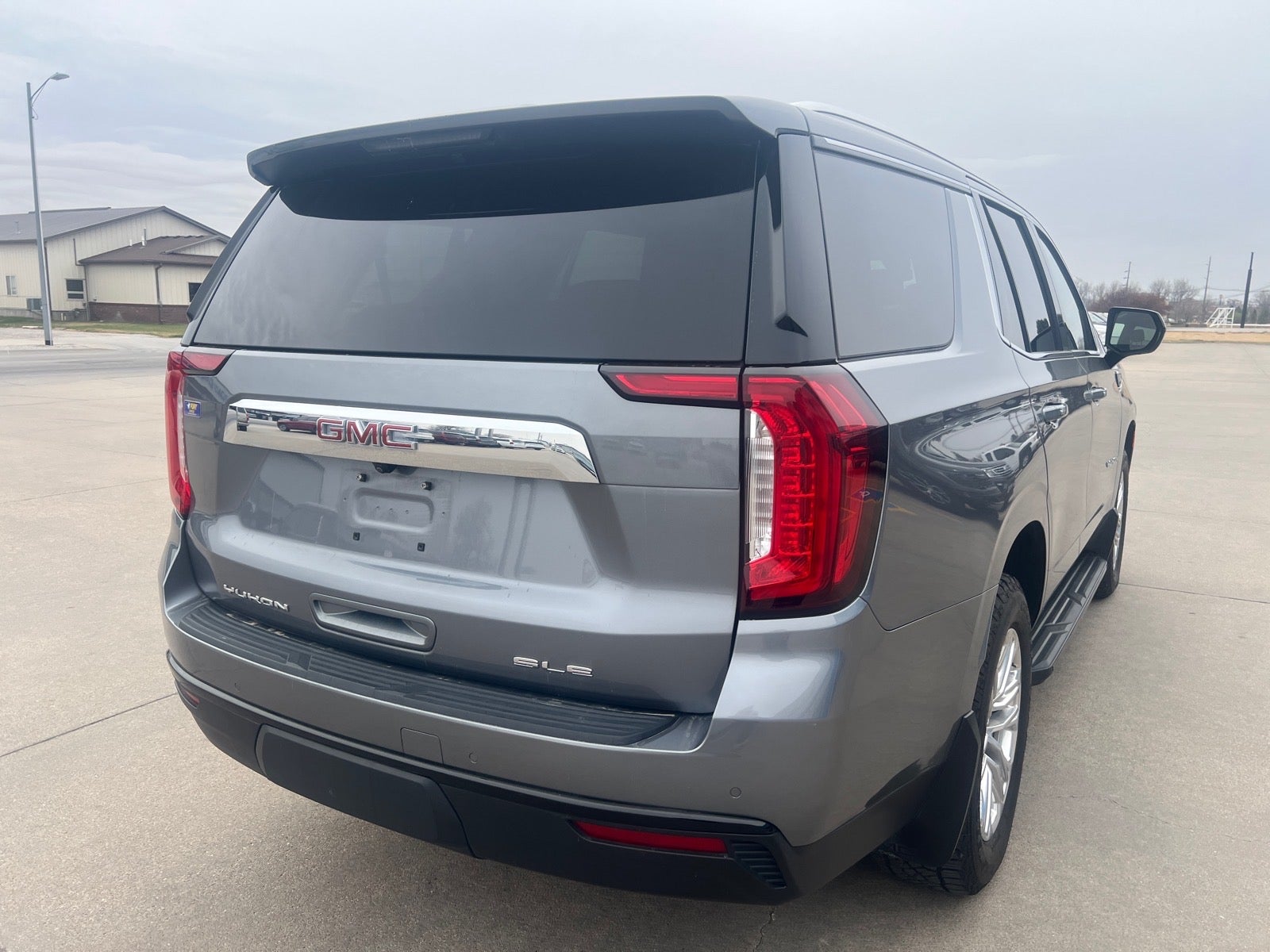 2022 GMC Yukon SLE