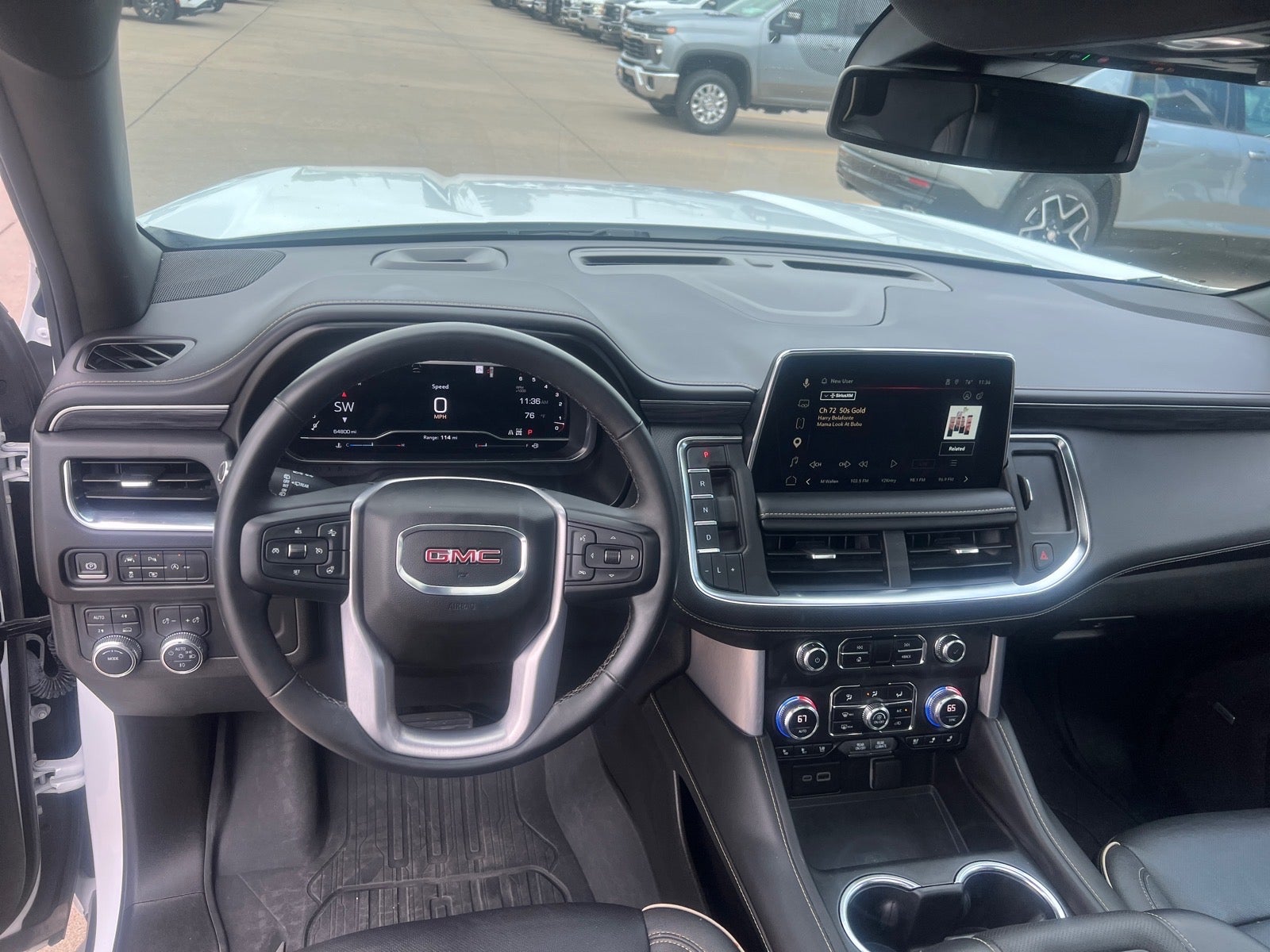 2023 GMC Yukon XL SLT