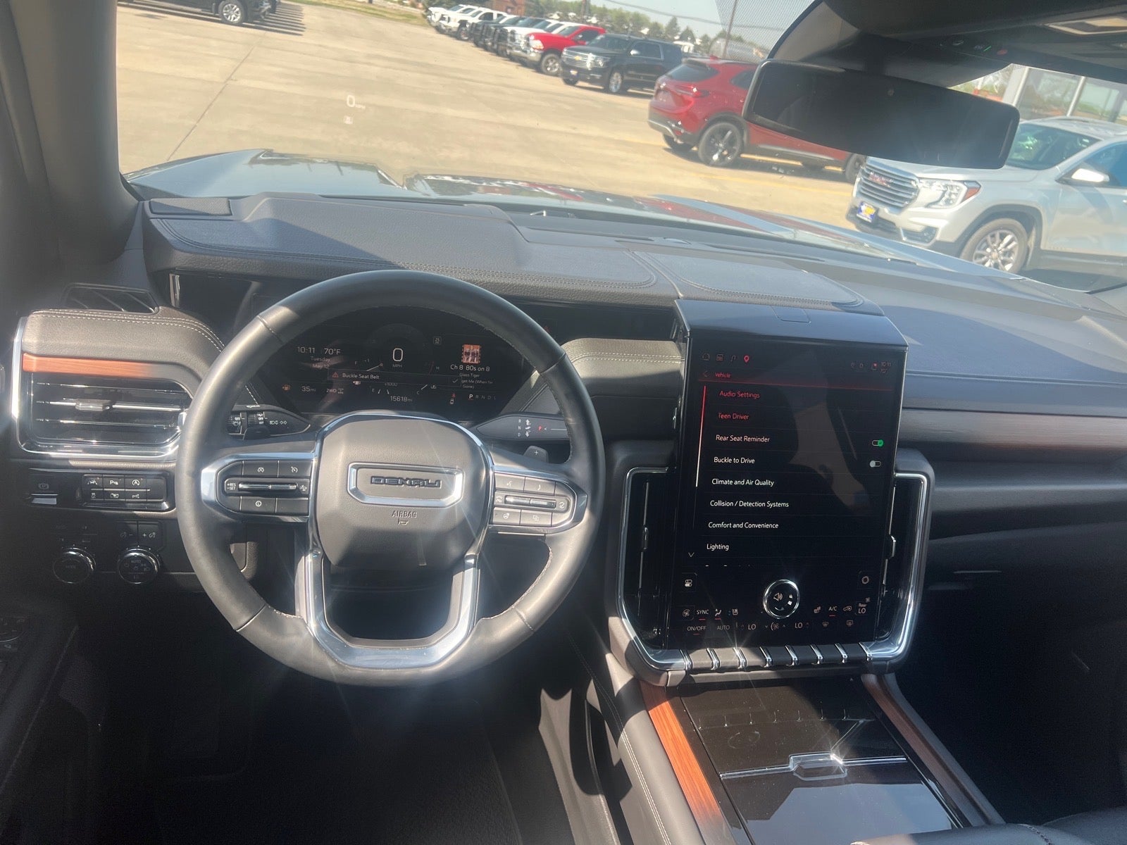 2025 GMC Yukon XL Denali