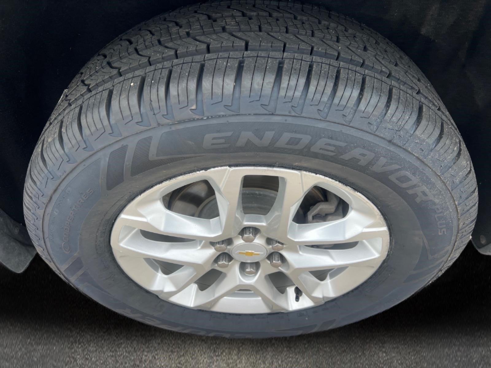 2020 Chevrolet Traverse LT Cloth