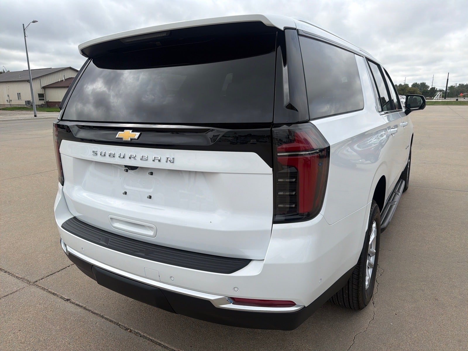 2026 Chevrolet Suburban LS