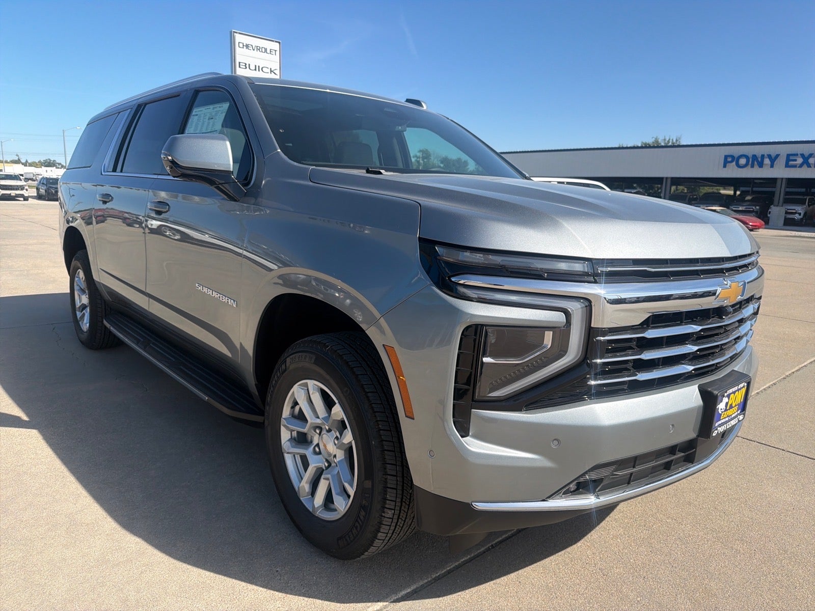2026 Chevrolet Suburban LT