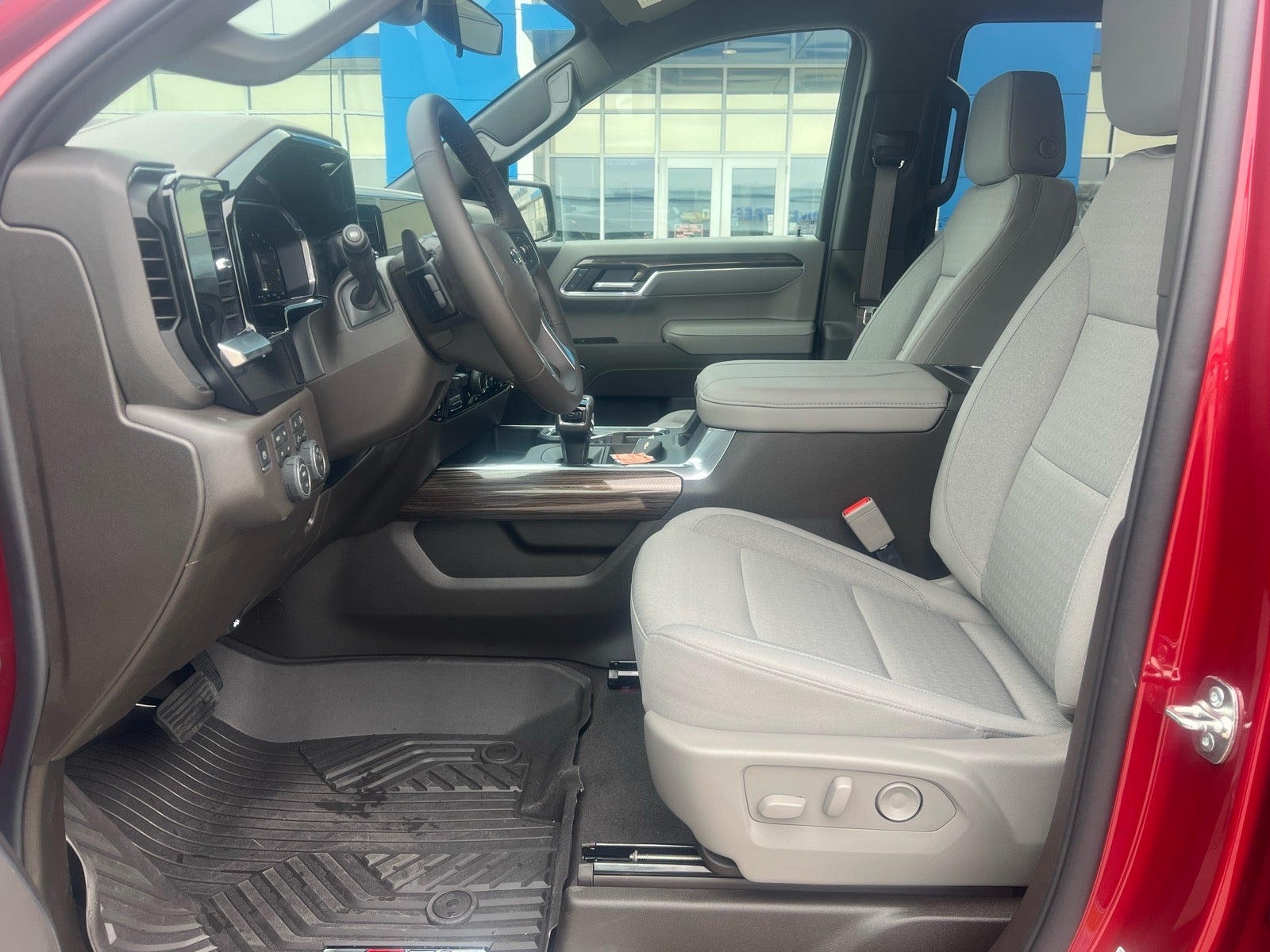 2026 Chevrolet Silverado 1500 LT Trail Boss - Photo 8