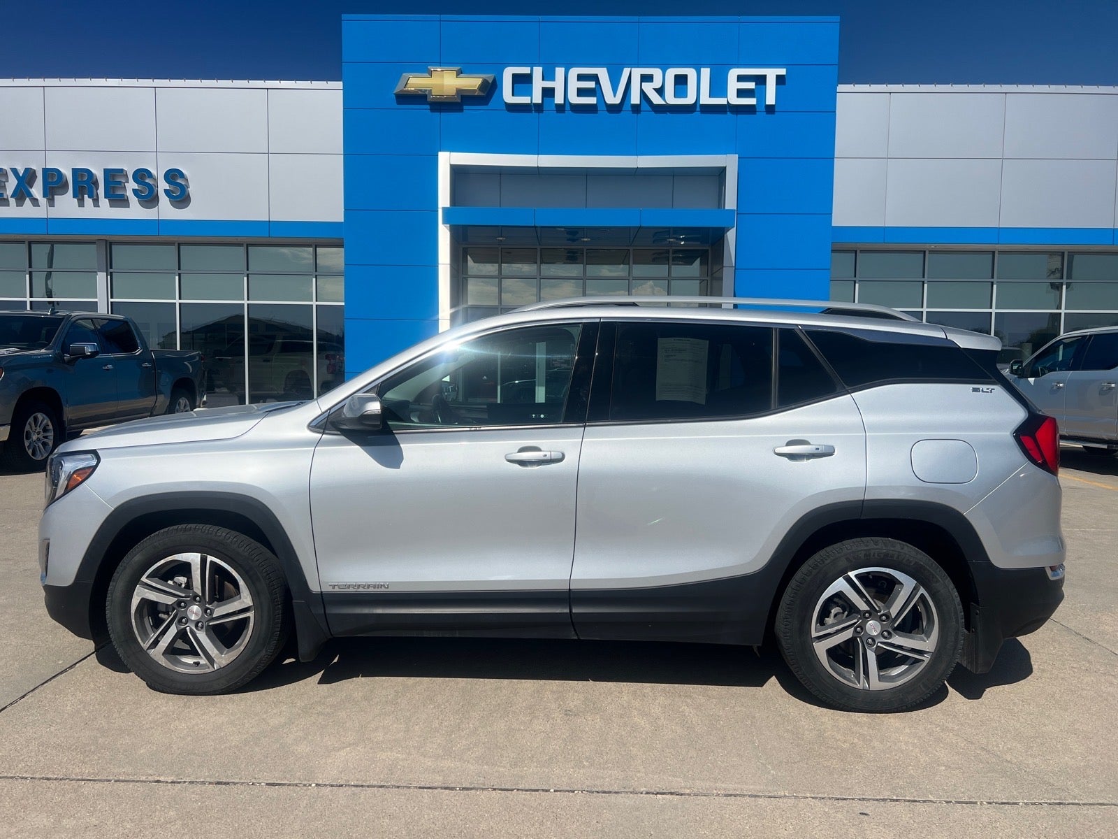 2021 GMC Terrain SLT
