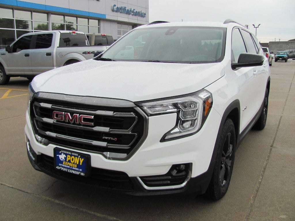 2023 GMC Terrain AT4