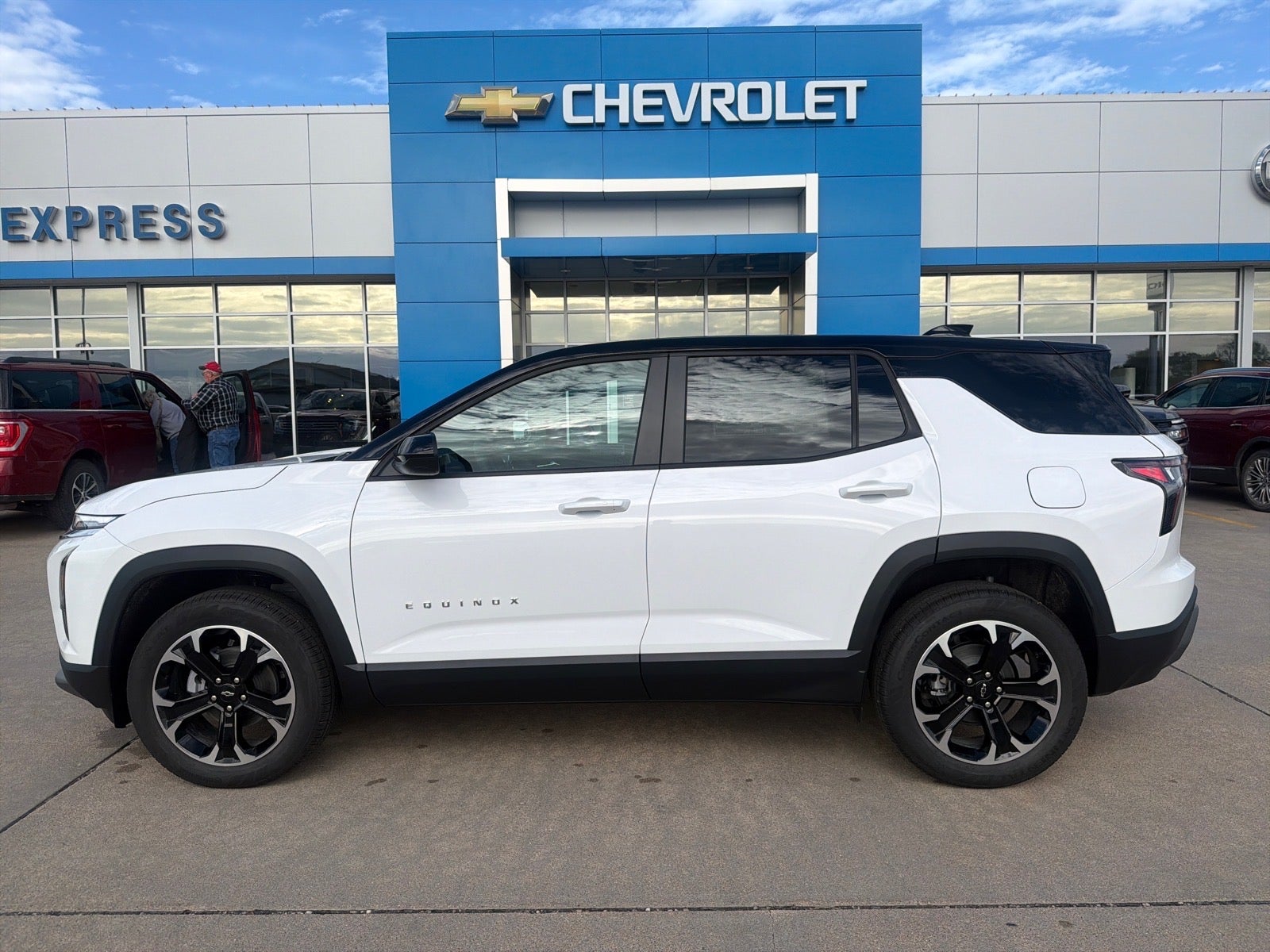 2027 Chevrolet Equinox LT