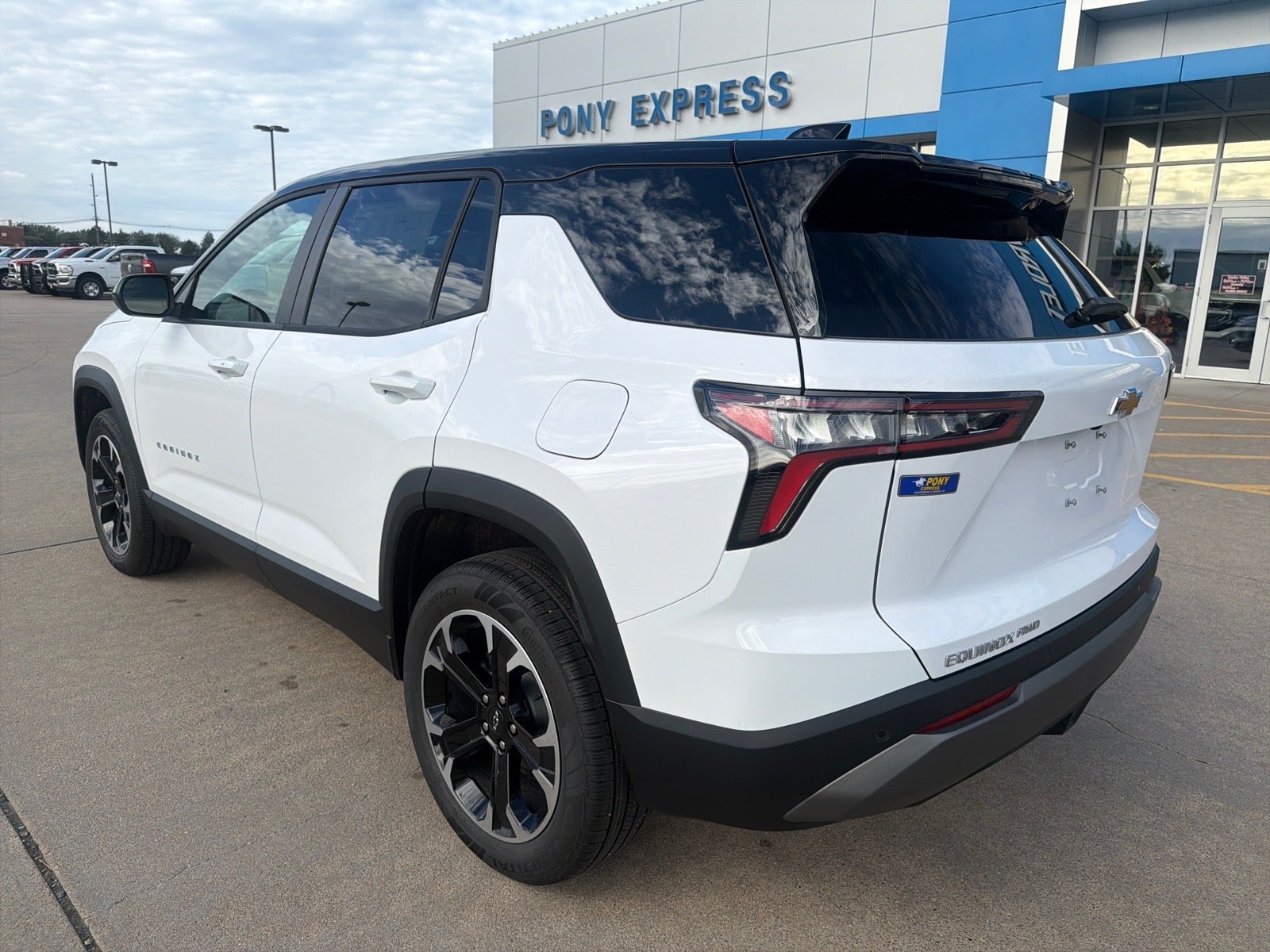 2027 Chevrolet Equinox LT